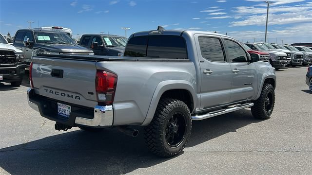 Used 2021 Toyota Tacoma SR5 RWD image 3