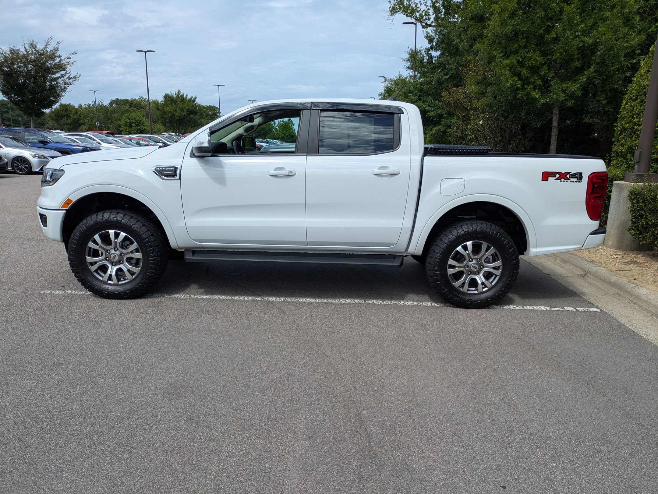 Certified 2023 Ford Ranger Lariat w/ FX4 Off-Road Package AWD/4WD image 7