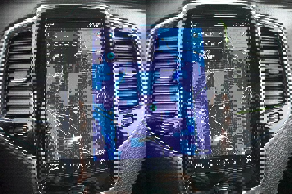 Used 2023 Volvo XC90 B6 Plus image 19