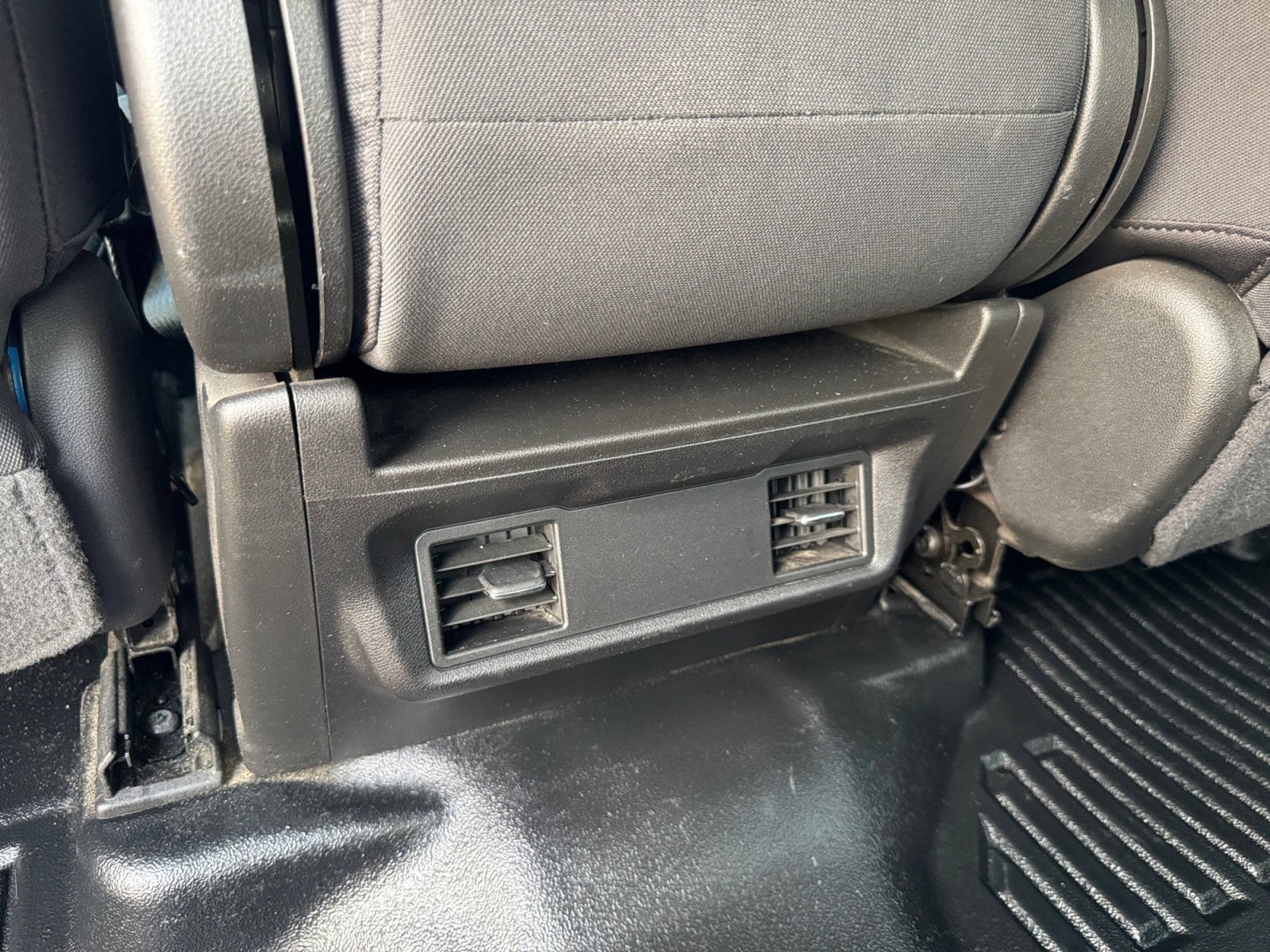 Used 2022 Chevrolet Silverado 2500 W/T w/ WT Convenience Package AWD/4WD image 23
