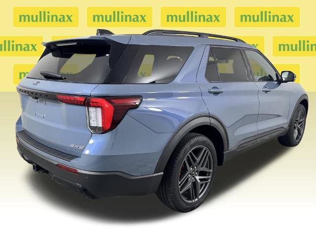 Certified 2025 Ford Explorer ST-Line w/ Premium Package image 4