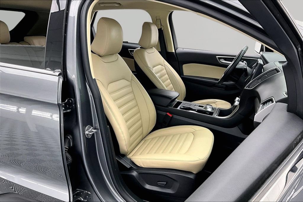 Certified 2024 Ford Edge SEL AWD/4WD image 7