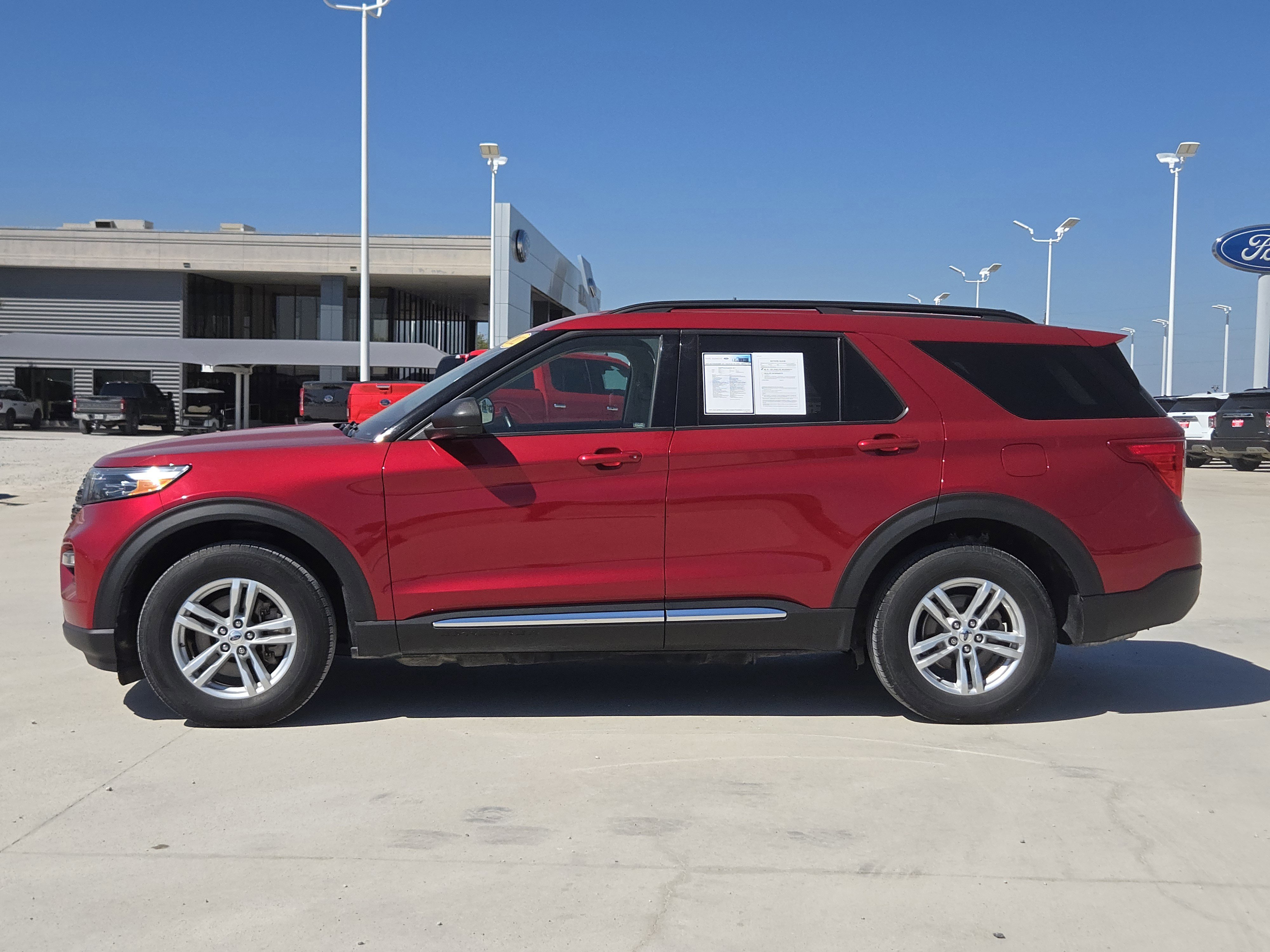 Certified 2022 Ford Explorer XLT w/ Equipment Group 202A image 2