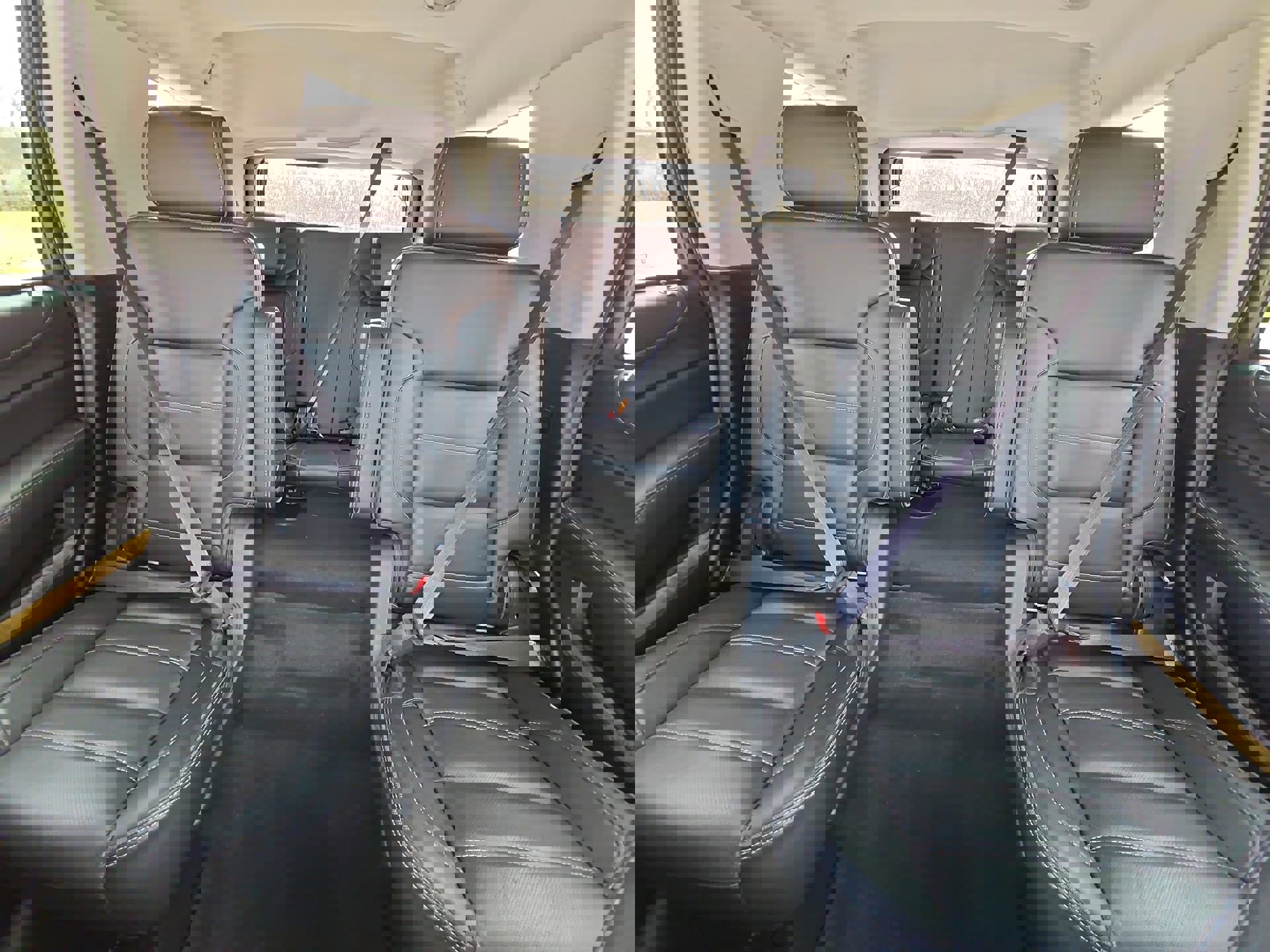 Used 2017 GMC Yukon Denali w/ Enhanced Security Package image 23