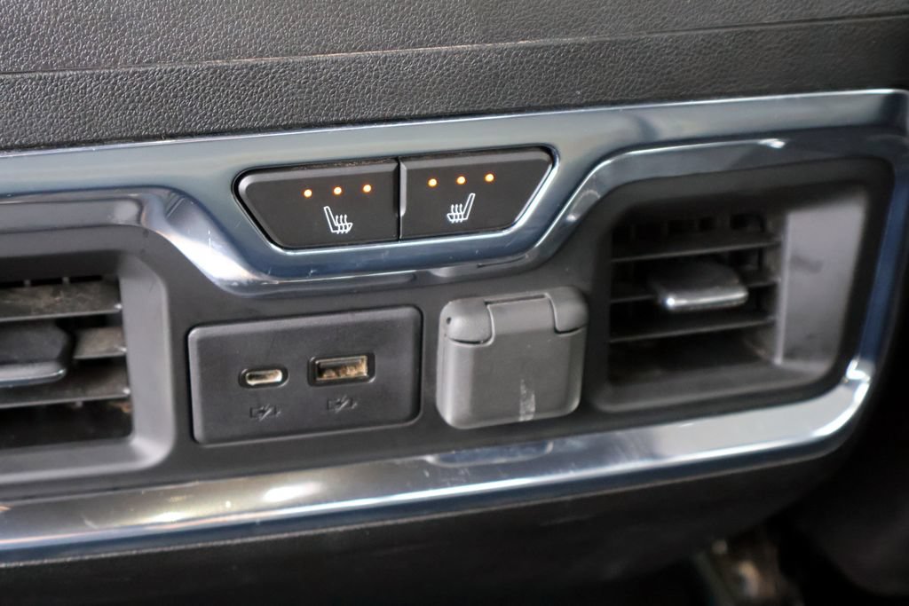 Used 2021 GMC Sierra 1500 AT4 w/ AT4 Premium Package AWD/4WD image 34