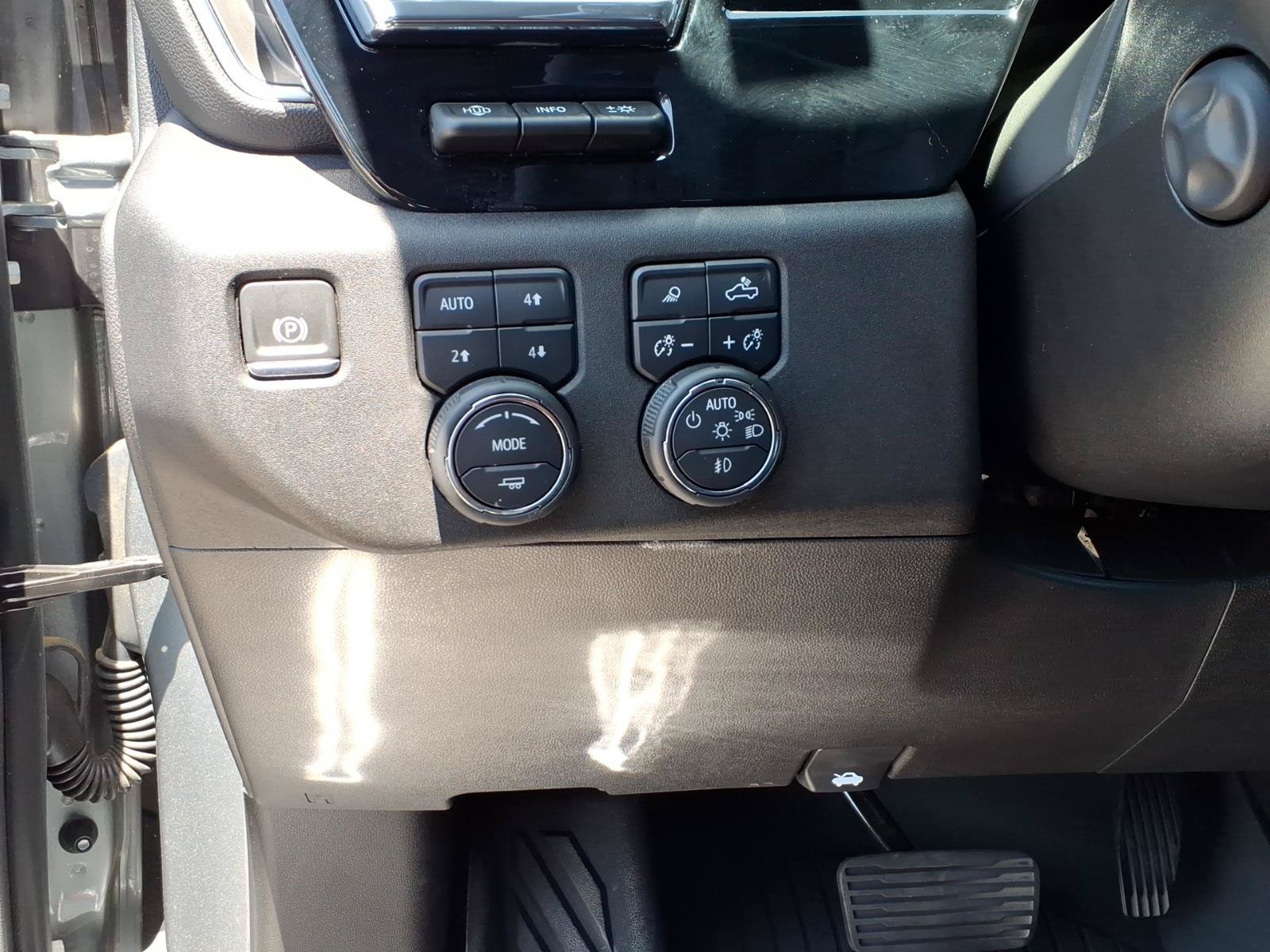 Used 2024 Chevrolet Silverado 1500 LTZ AWD/4WD image 18