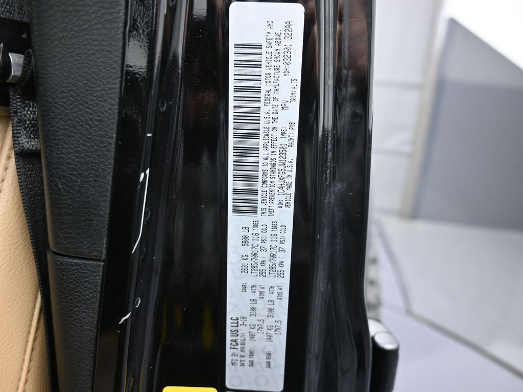 Used 2018 Jeep Wrangler Unlimited Rubicon image 19