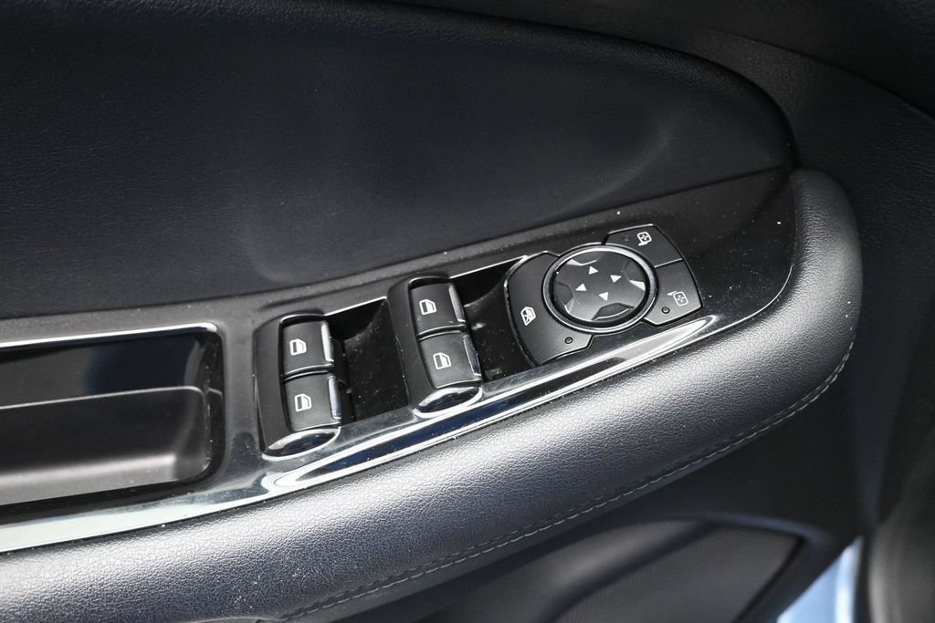Certified 2018 Ford Edge SEL w/ Equipment Group 201A FWD image 13