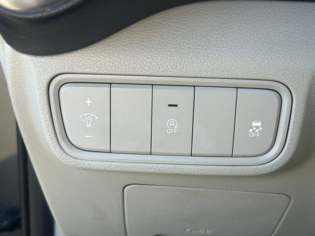 Used 2022 Kia Soul LX FWD image 16