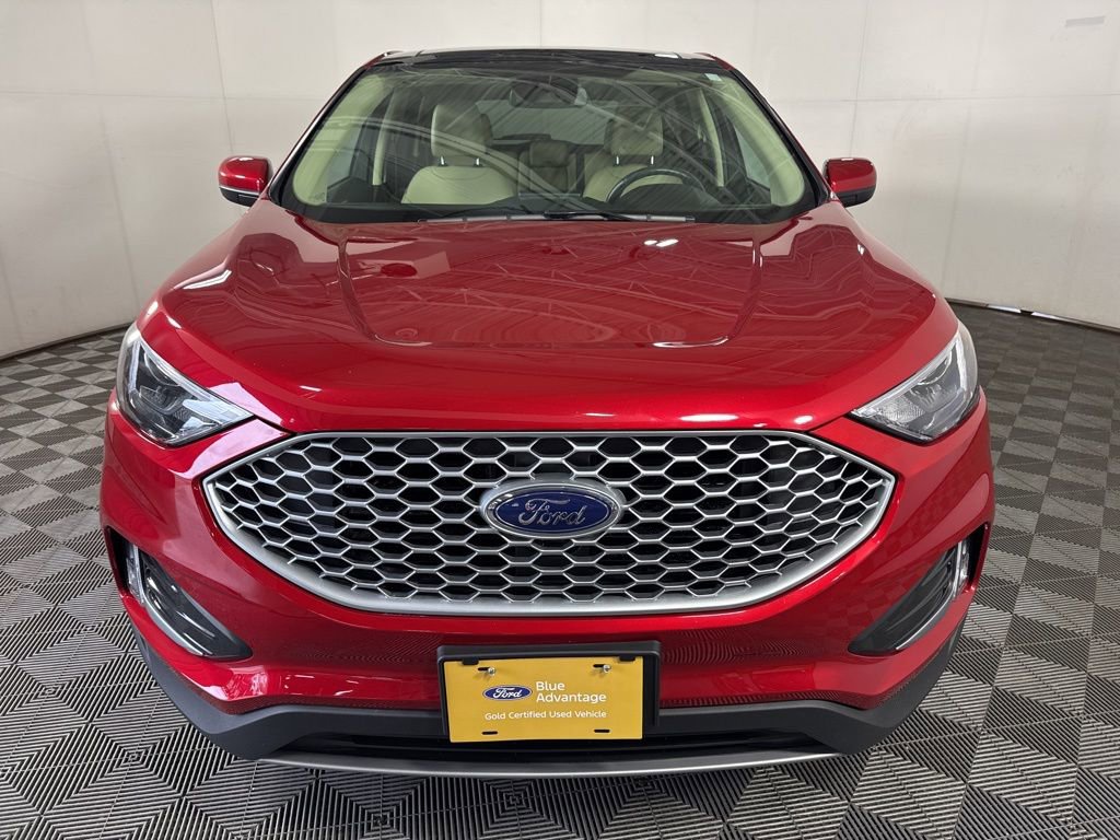 Certified 2024 Ford Edge SEL w/ Convenience Package AWD/4WD image 3