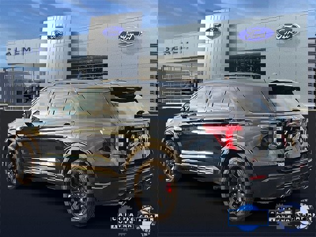 Certified 2022 Ford Explorer ST w/ Equipment Group 401A image 4