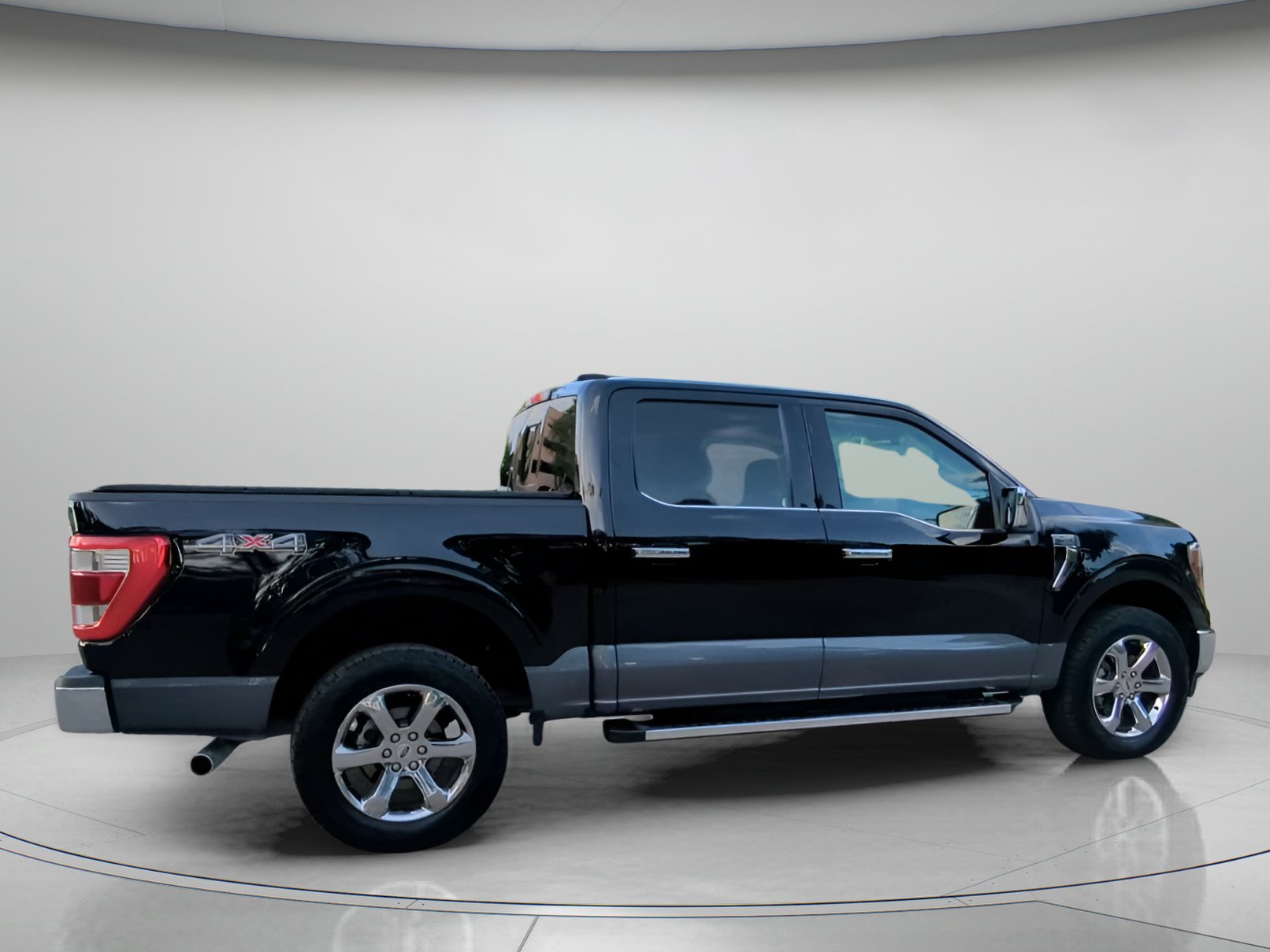 Certified 2023 Ford F150 Lariat w/ Equipment Group 502A High AWD/4WD image 30