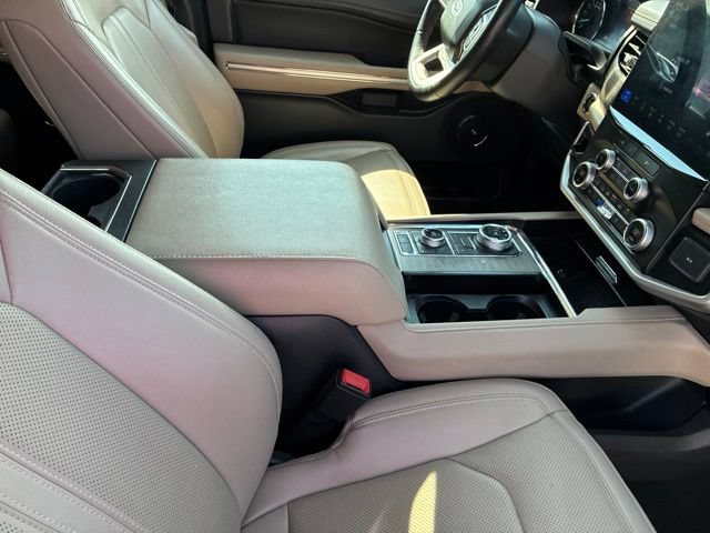 Certified 2024 Ford Expedition Max Limited AWD/4WD image 70