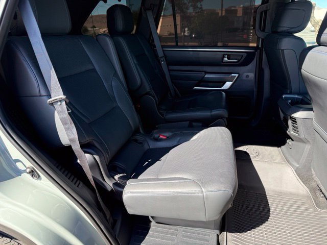 Used 2024 Toyota Sequoia Platinum AWD/4WD image 44