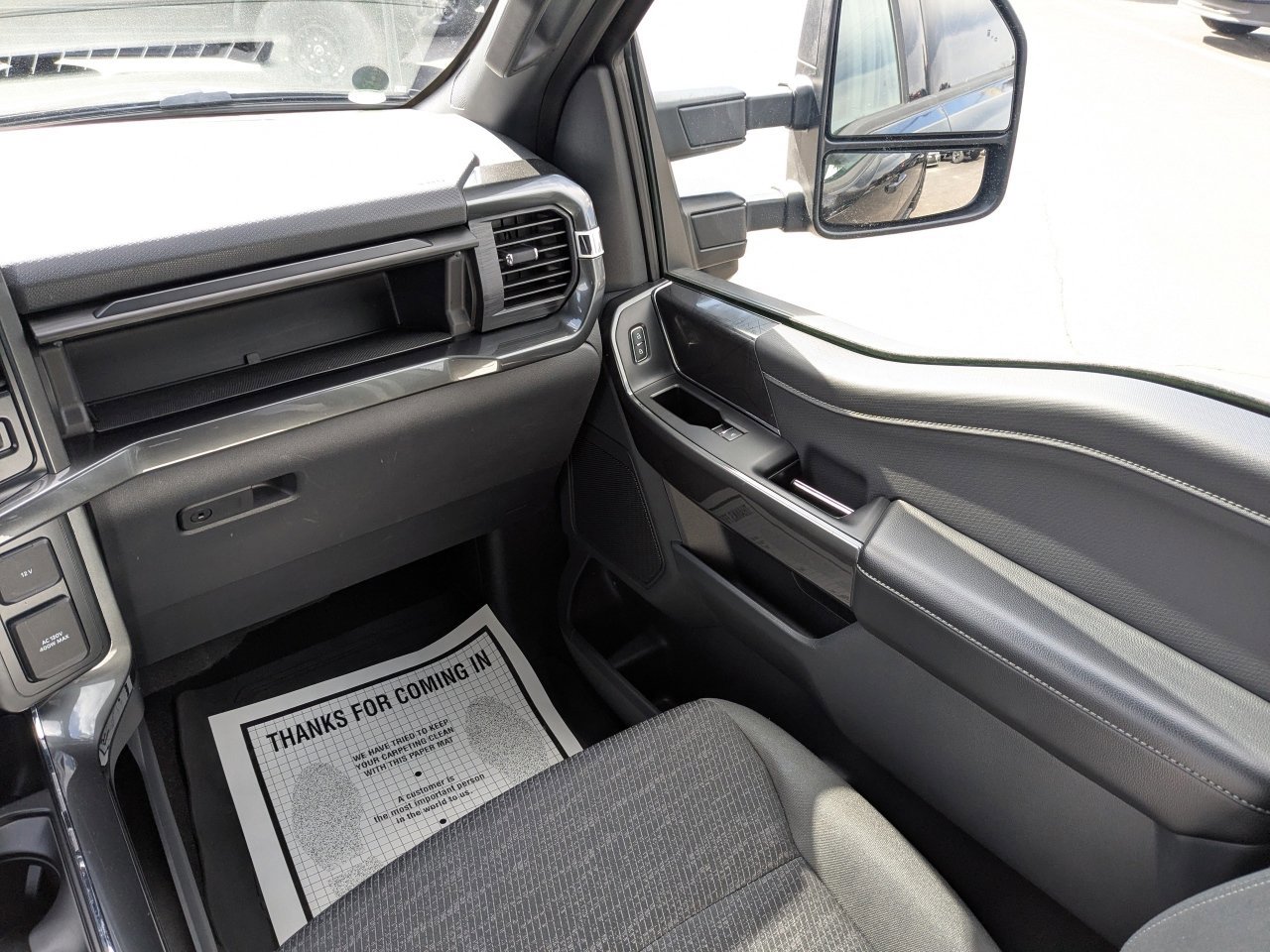 Certified 2022 Ford F150 XLT w/ Equipment Group 302A High image 18