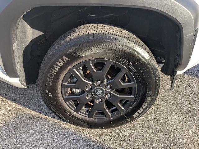 Used 2026 Toyota 4Runner SR5 AWD/4WD image 12