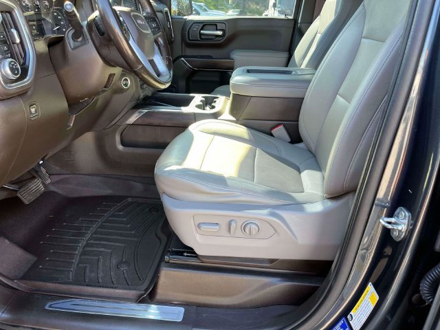 Used 2021 GMC Sierra 1500 SLT w/ SLT Premium Plus Package AWD/4WD image 28