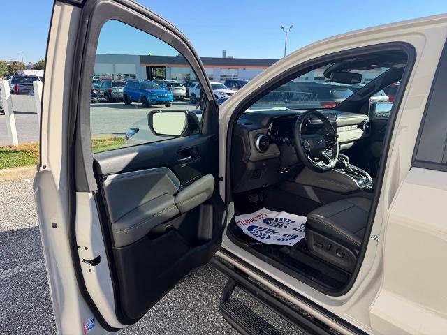 Used 2026 Chevrolet Colorado ZR2 AWD/4WD image 10
