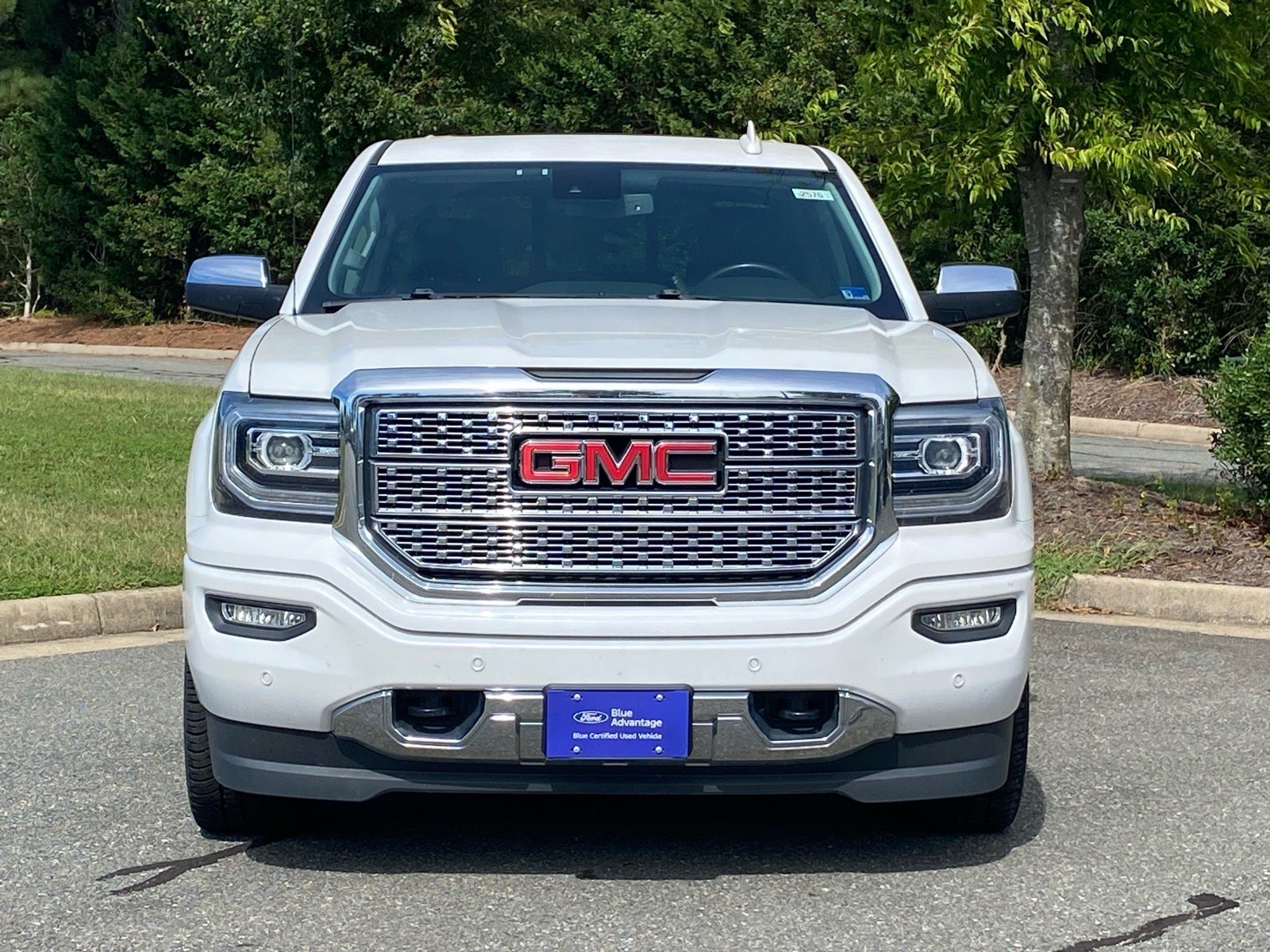 Used 2017 GMC Sierra 1500 Denali AWD/4WD image 7