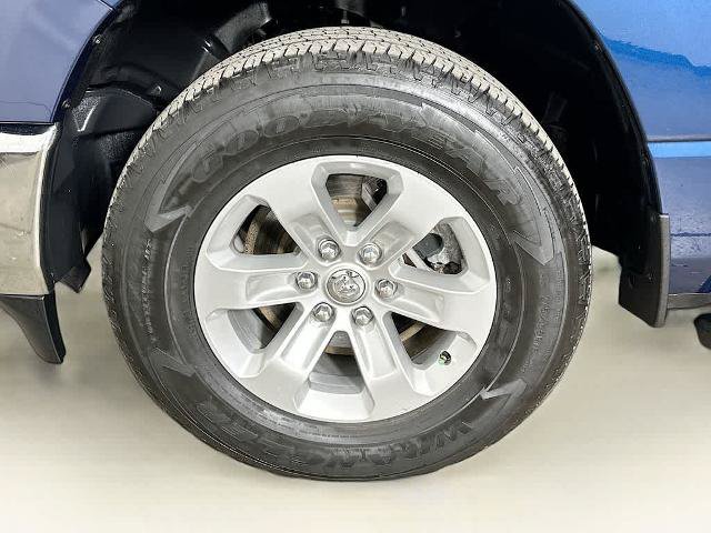 Used 2023 RAM 1500 Laramie AWD/4WD image 8