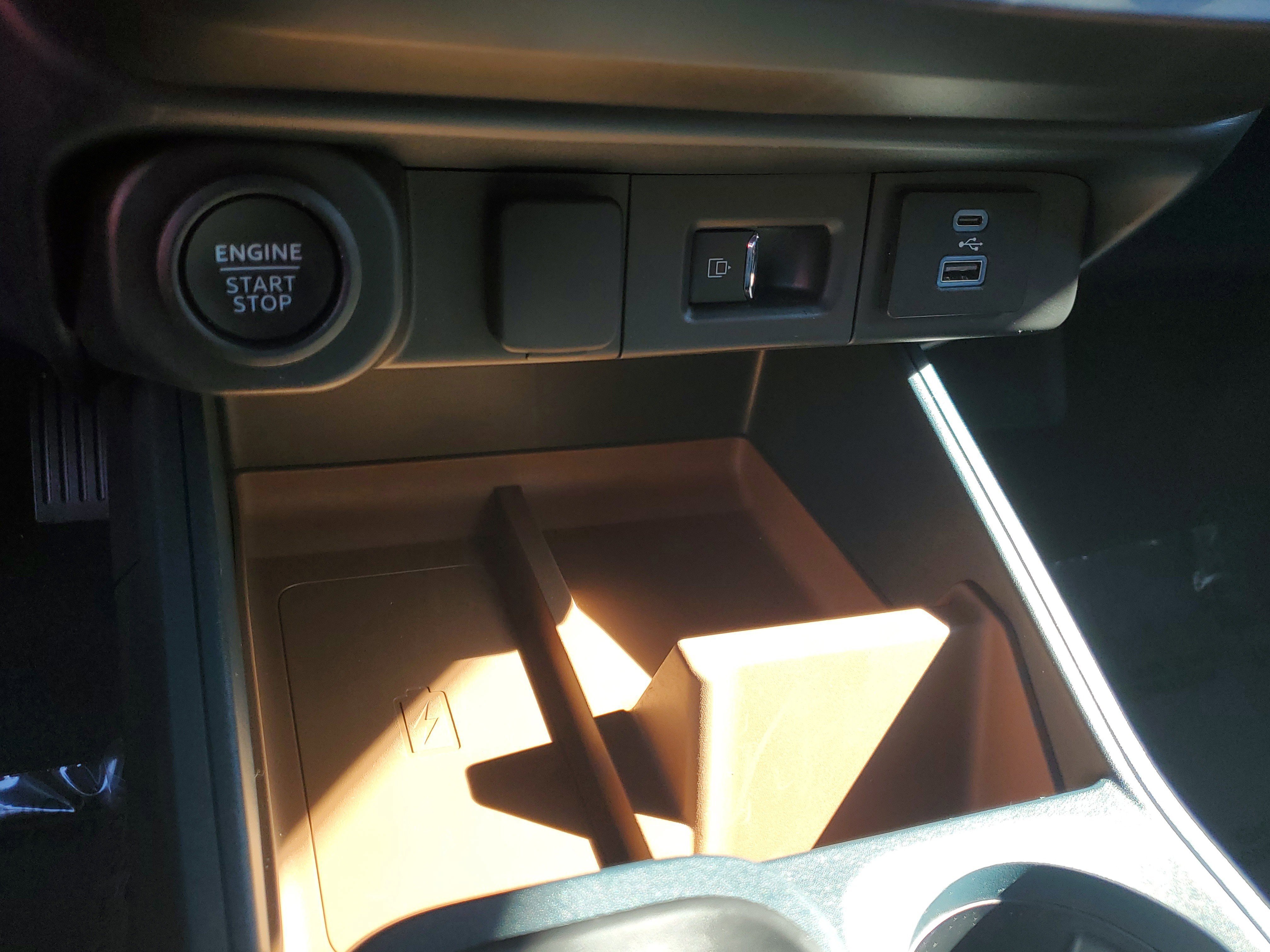 Certified 2023 Ford Maverick Lariat w/ Lariat Luxury Package image 28