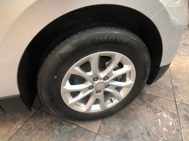 Used 2018 Chevrolet Equinox LT image 9