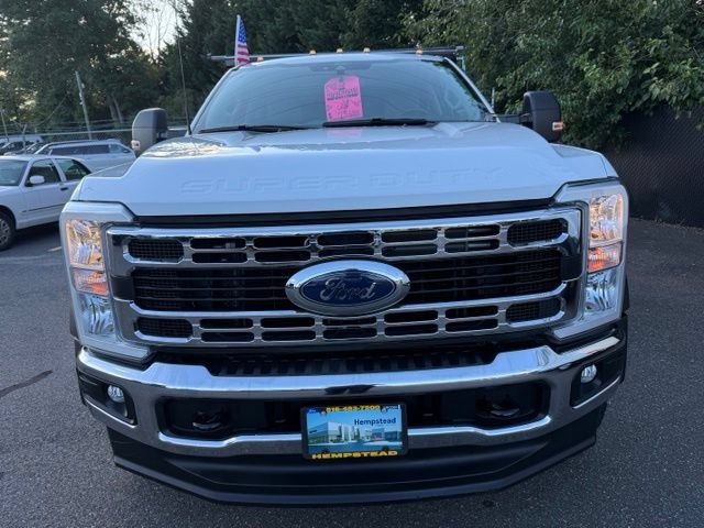 Certified 2025 Ford F550 4x4 Crew Cab Super Duty w/ XL Chrome Package image 2