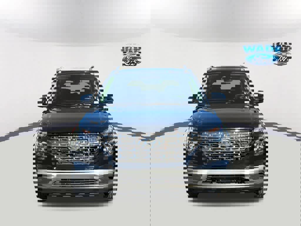 Used 2023 Hyundai Venue SEL image 2