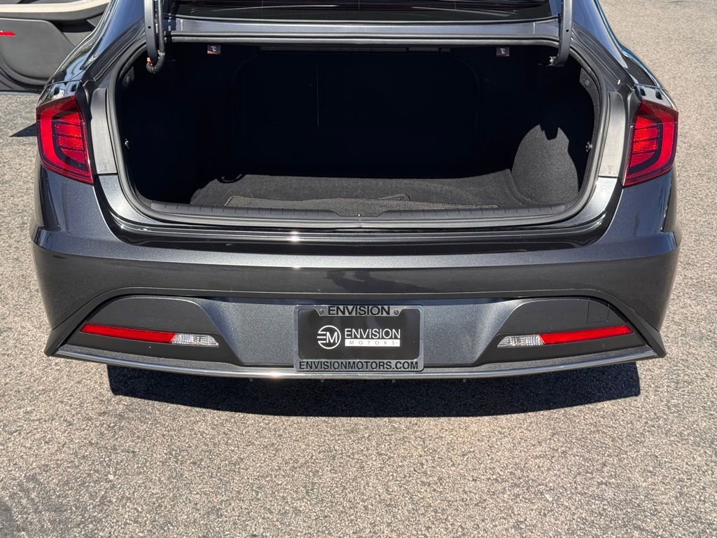 Used 2022 Hyundai Sonata SE image 13
