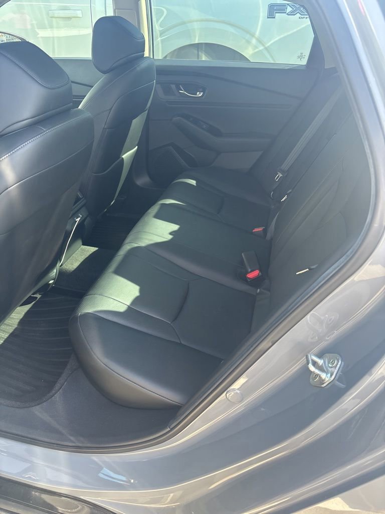 Used 2024 Honda Accord Touring image 4