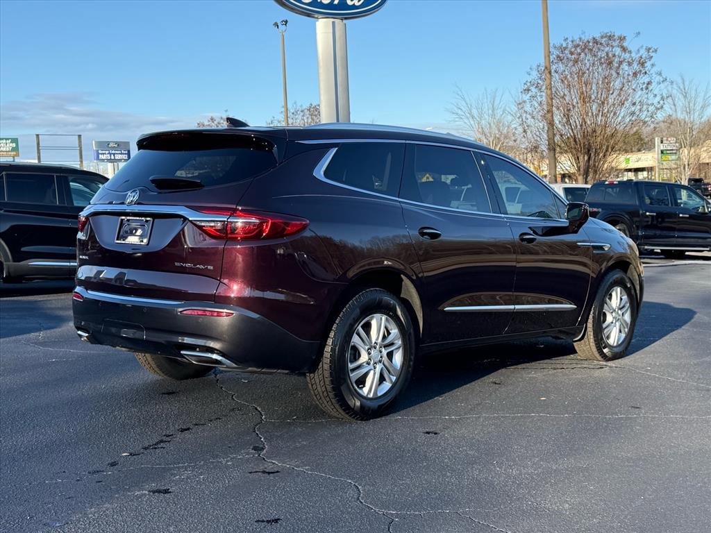 Used 2018 Buick Enclave Premium image 3