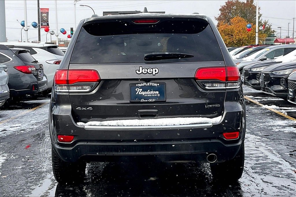 Used 2019 Jeep Grand Cherokee Limited w/ Luxury Group II image 3