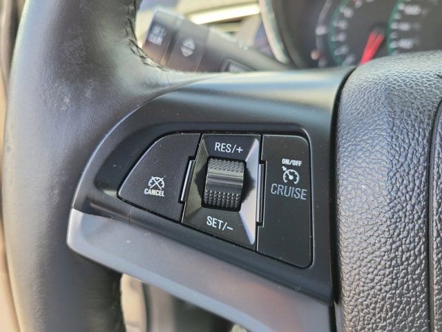 Used 2017 Chevrolet Trax LT w/ LT Convenience Package FWD image 21