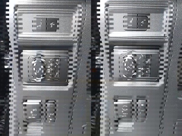 Certified 2024 Ford Expedition Limited image 16