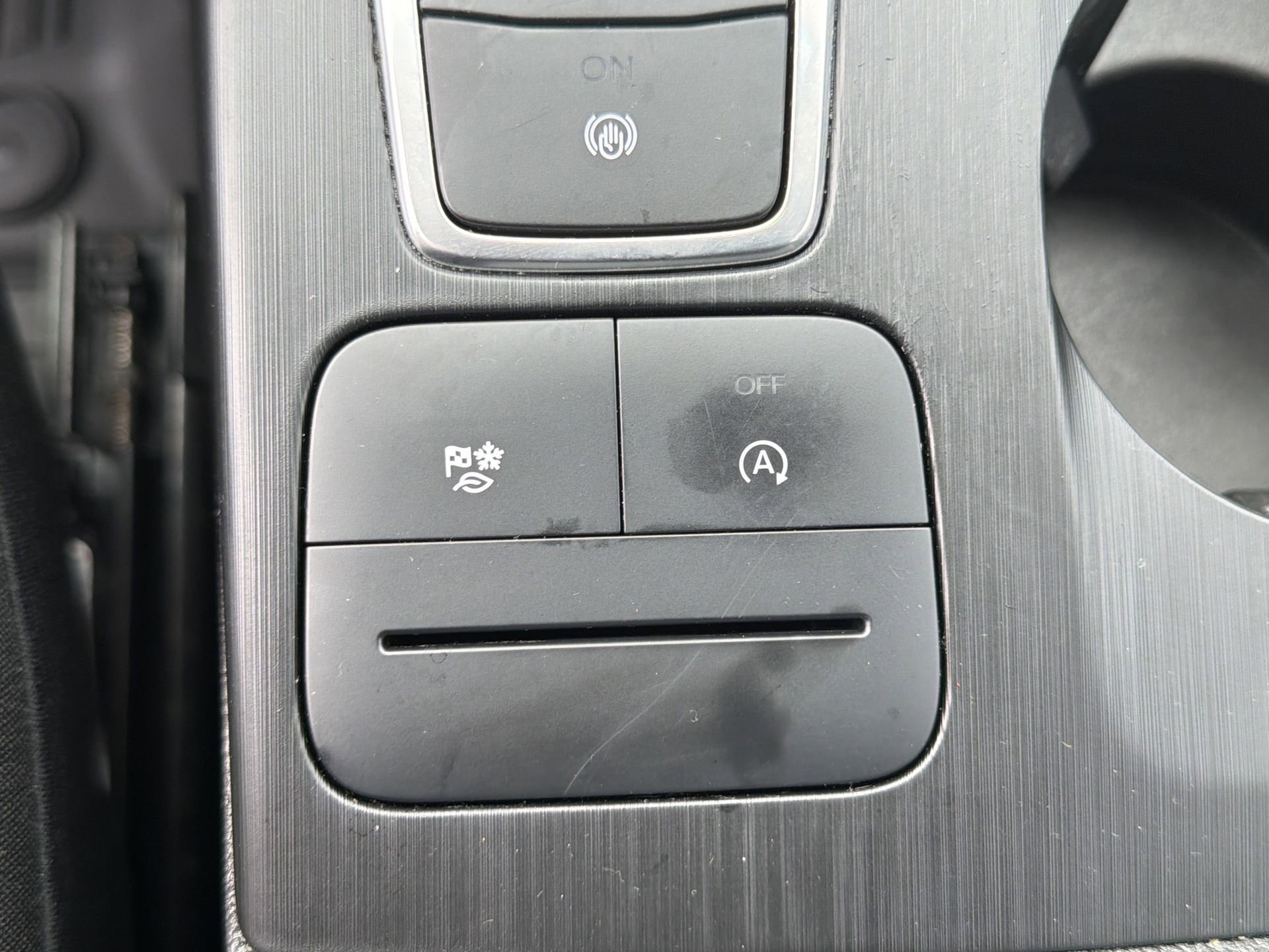 Certified 2023 Ford Escape Active image 17