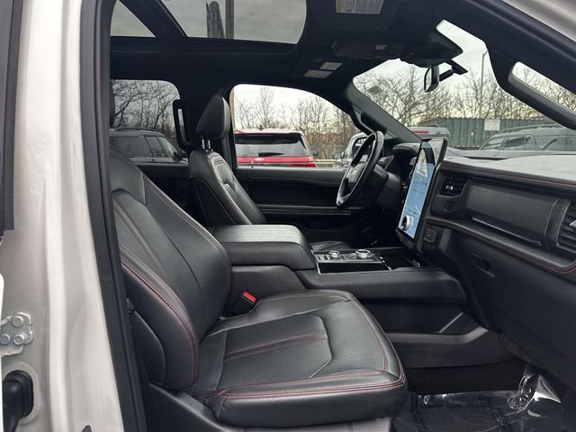 Certified 2023 Ford Expedition Limited image 34