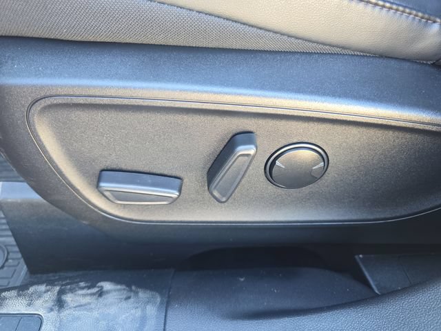 Certified 2023 Ford Escape ST-Line w/ Tech Pack #1 AWD/4WD image 12