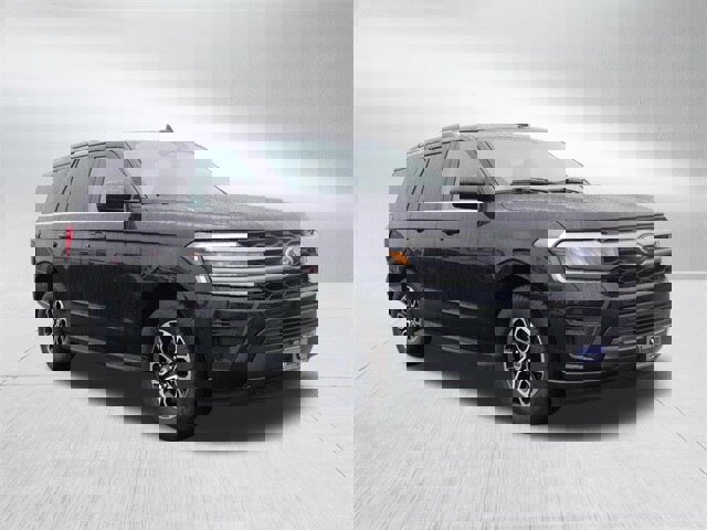 Certified 2024 Ford Expedition XLT image 8