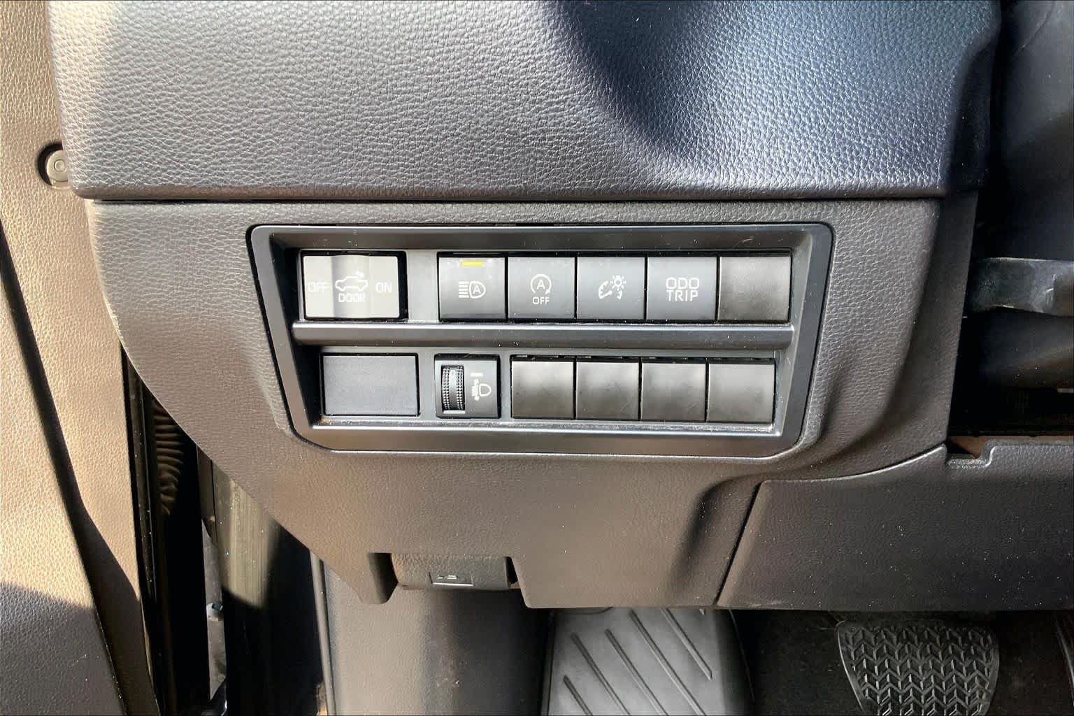 Used 2023 Toyota Tundra SR5 AWD/4WD image 35