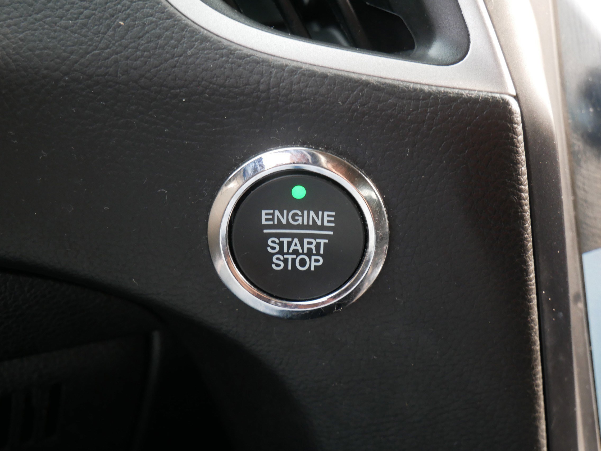 Certified 2023 Ford Edge SEL image 33