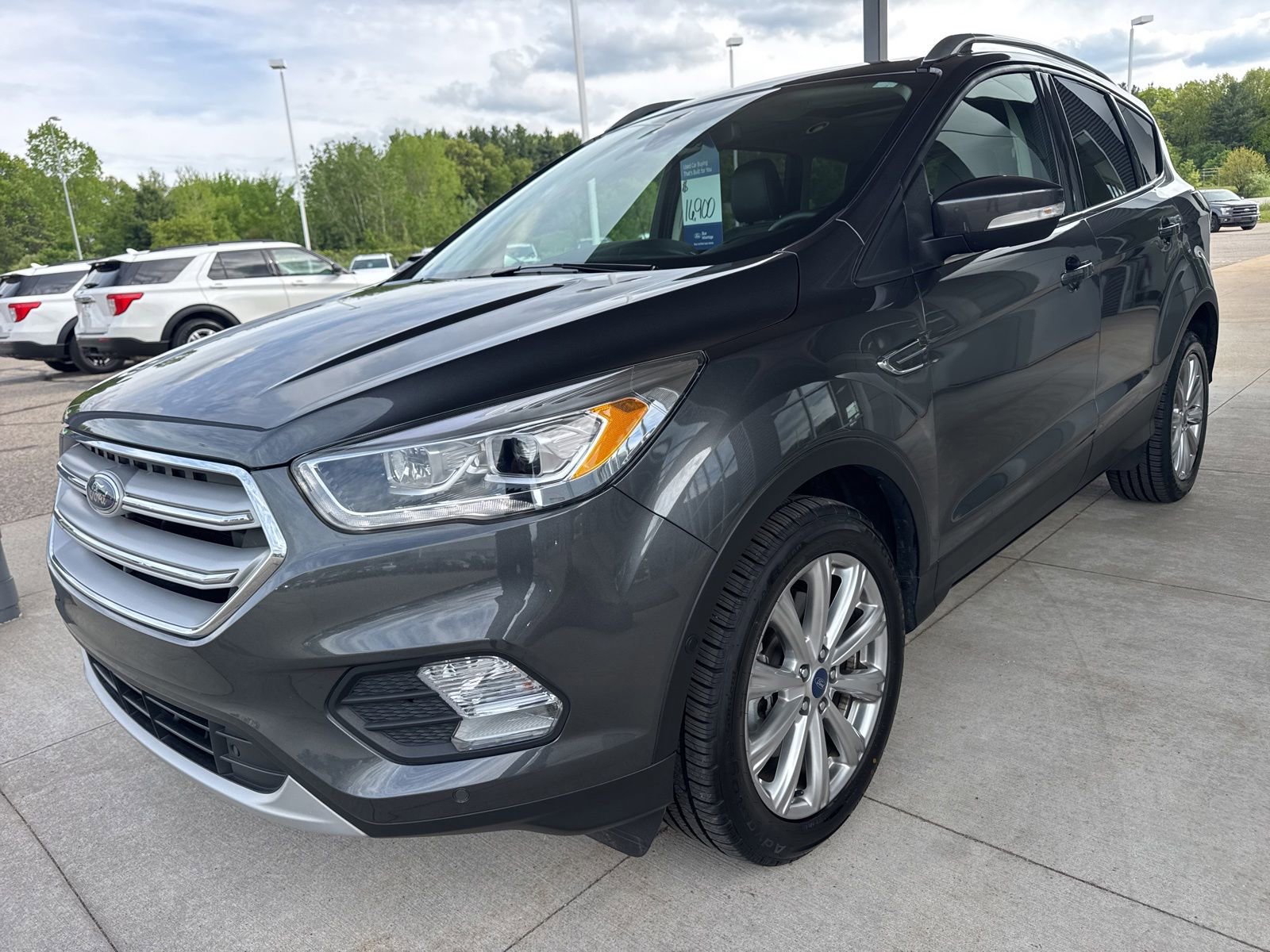 Certified 2018 Ford Escape Titanium AWD/4WD image 3