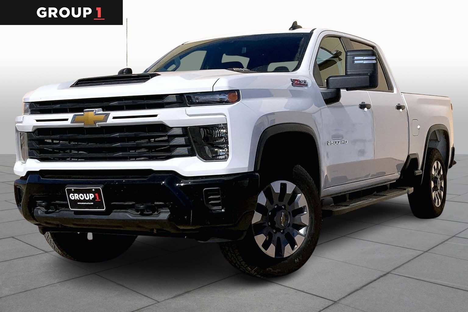 Used 2024 Chevrolet Silverado 2500 Custom w/ Custom Convenience Package image 5