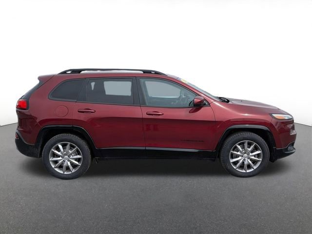 Used 2018 Jeep Cherokee Latitude image 4
