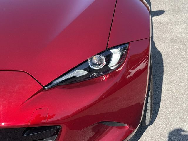 Used 2025 MAZDA MX-5 Miata RF Grand Touring w/ Weather Package RWD image 10