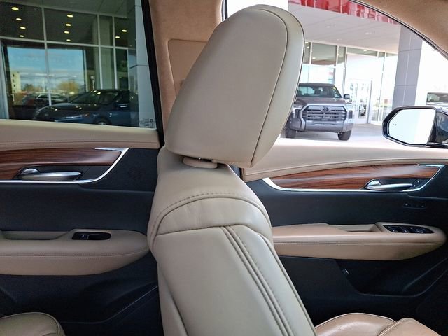 Used 2019 Cadillac XT5 Platinum AWD/4WD image 56