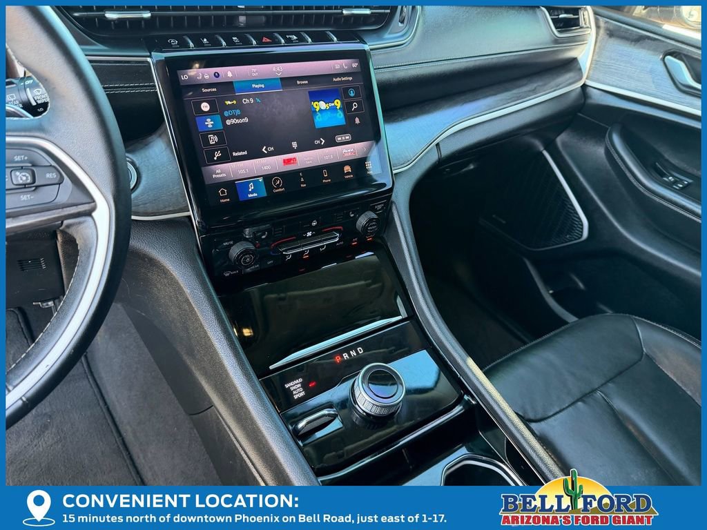 Used 2021 Jeep Grand Cherokee L Limited AWD/4WD image 25