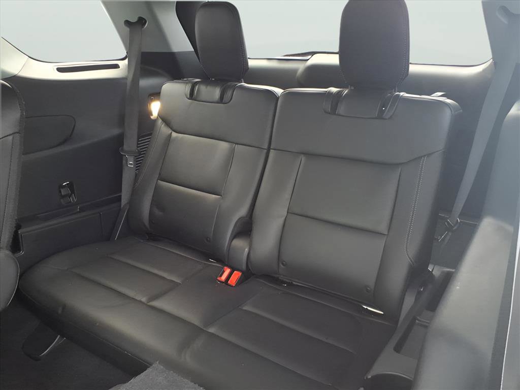 Certified 2023 Ford Explorer XLT w/ Equipment Group 202A image 10