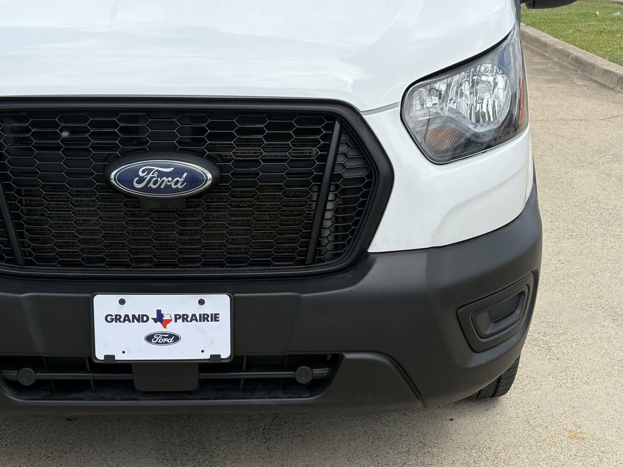 Certified 2023 Ford Transit 250 Medium Roof image 9