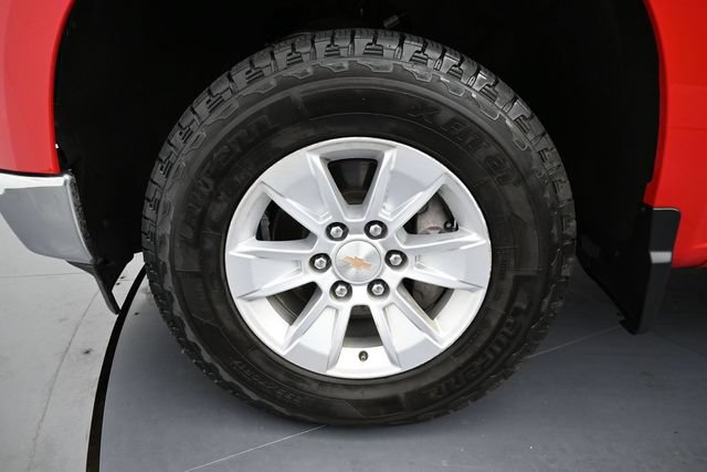 Used 2025 Chevrolet Silverado 1500 LT AWD/4WD image 10