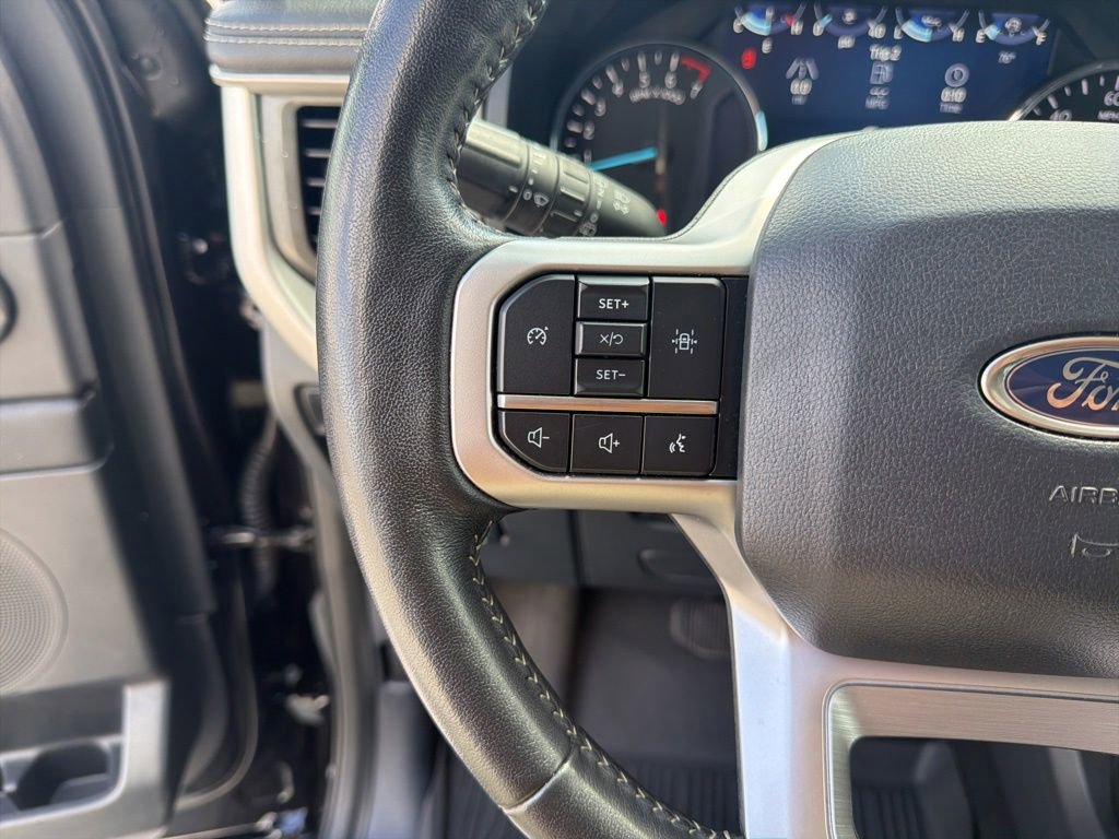 Certified 2024 Ford Expedition XLT RWD image 28